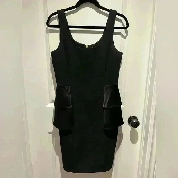 Michael  Kors black peplum dress size 4 Medium - Picture 1 of 9